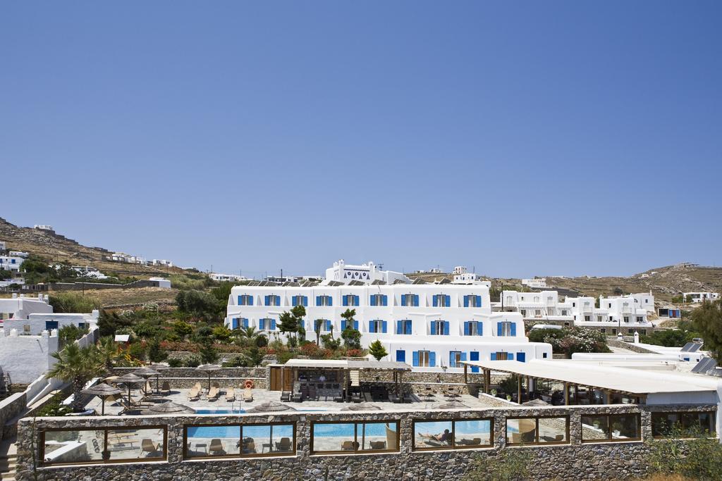 Yiannaki 4*